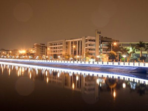 東坑高純氦氣六氟化硫氬氣甲烷液氮液氧液氬氮氣